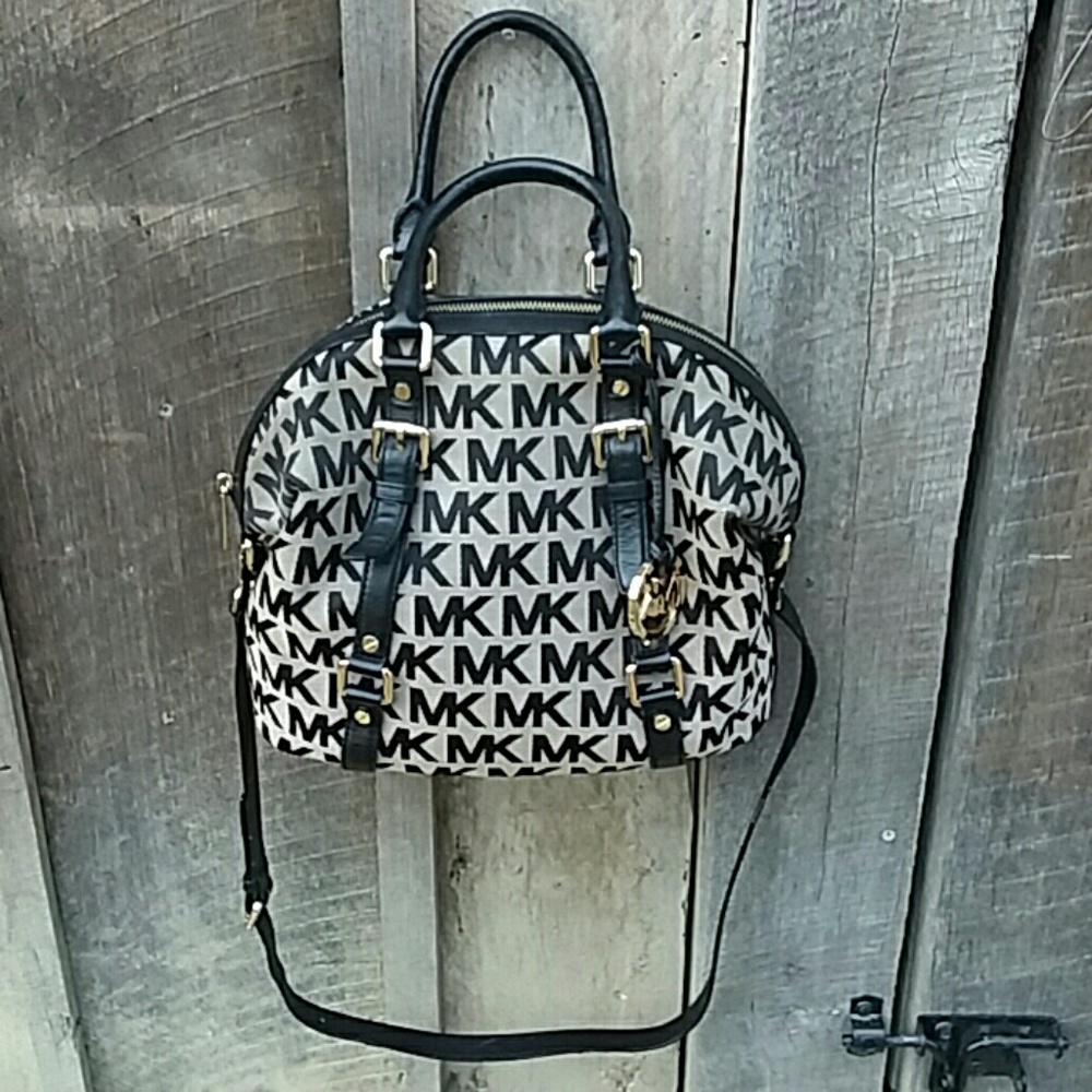 Authentic Michael Kors purse